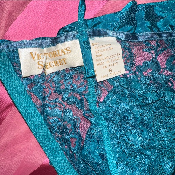 Vintage Victoria’s Secret Gold Label Completely Lace Elegant Ruffle Bodysuit - Picture 15 of 16